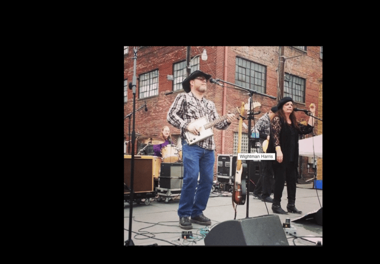 Gallery photo 6 of Bluesboy Jag and Learning To Crawl