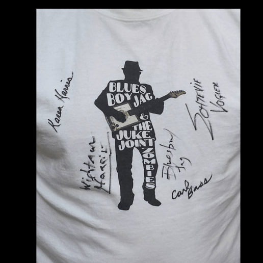 Gallery photo 9 of Bluesboy Jag and Learning To Crawl