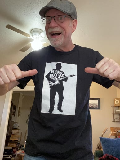 Gallery photo 10 of Bluesboy Jag and Learning To Crawl