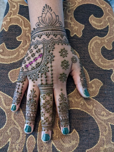 Gallery photo 2 of Blushing and Beautiful