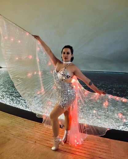 Gallery photo 8 of Saturn Spins