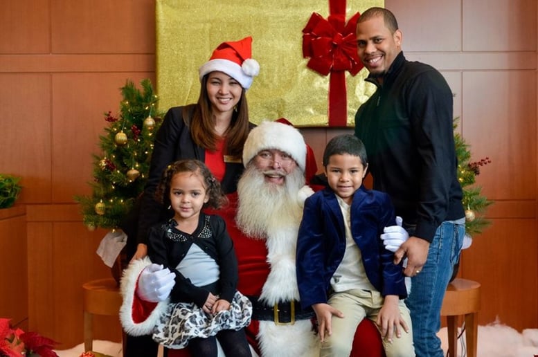 Gallery photo 5 of Boston Santa Claus