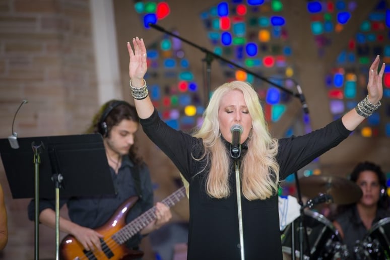 Gallery photo 16 of Crosswalk - Experience Worship