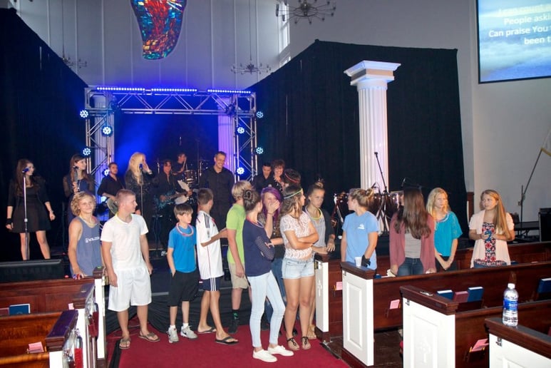Gallery photo 43 of Crosswalk - Experience Worship