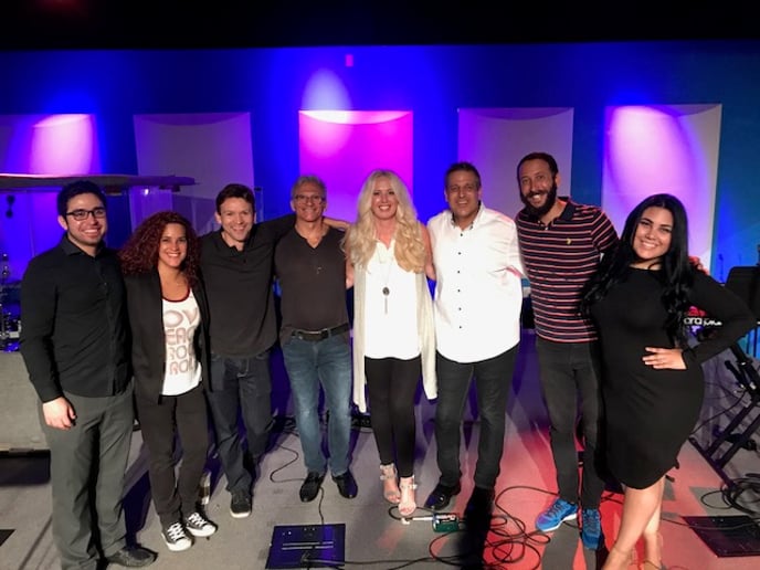 Gallery photo 33 of Crosswalk - Experience Worship