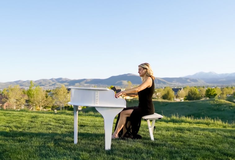 Gallery photo 1 of Bri Lewis, Utah Pianist & Singer