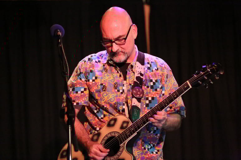 Gallery photo 1 of Carbo