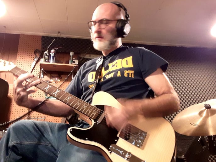 Gallery photo 8 of Carbo