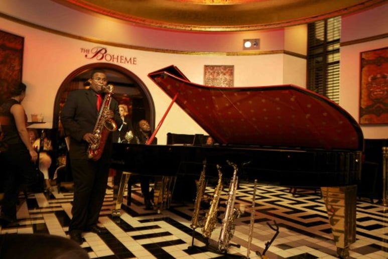 Gallery photo 1 of Carl Lewis on Sax