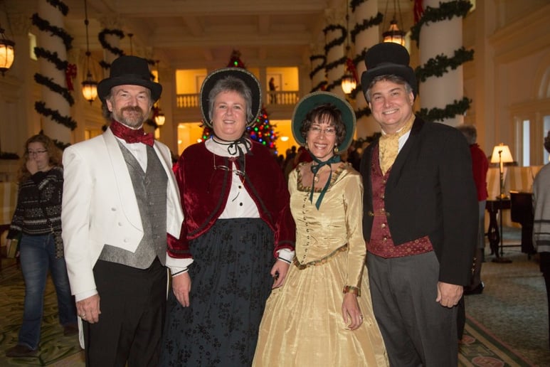 Gallery photo 1 of Carolers of Christmas Past