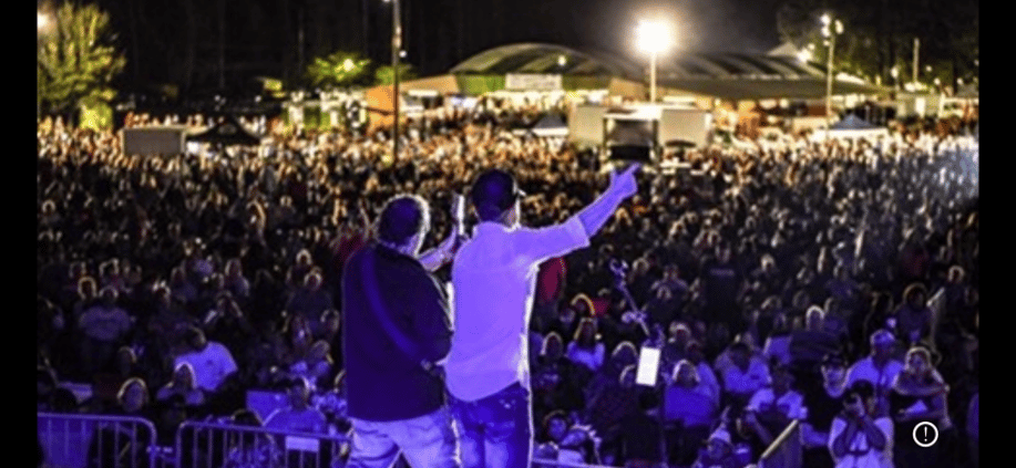 Gallery photo 2 of The Carolina Show Band