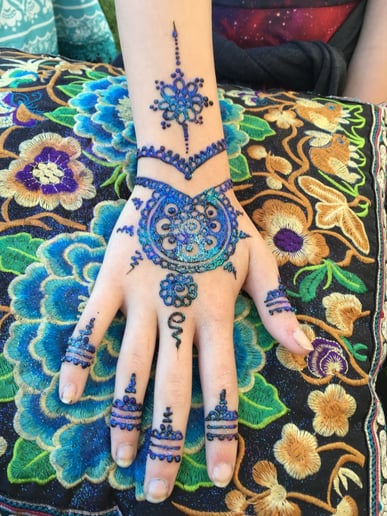 Gallery photo 7 of Castle Art Henna