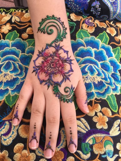 Gallery photo 8 of Castle Art Henna