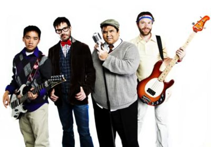 Gallery photo 21 of Casual Encounters "Live-Band" Karaoke