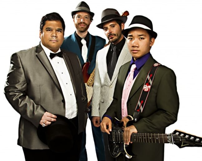 Gallery photo 11 of Casual Encounters "Live-Band" Karaoke