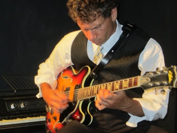Gallery photo 10 of Charlie Torre, Solo Guitarist for Cocktail Hour Music