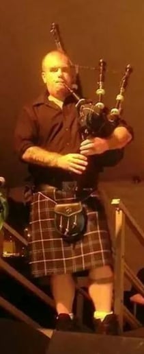 Gallery photo 3 of Chi Tex Irish Bagpipers