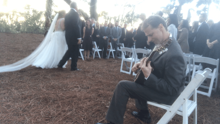 Gallery photo 4 of Chris Cavendish - Solo Guitarist