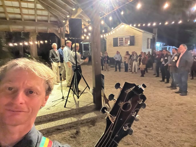 Gallery photo 9 of Chris Cavendish - Solo Guitarist