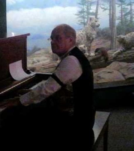 Gallery photo 9 of Chris Martin pianist