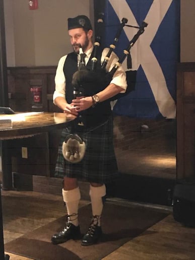 Gallery photo 7 of Christian Hunter - Highland Bagpiper