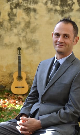 Gallery photo 1 of Christopher Wyton Classical Guitarist