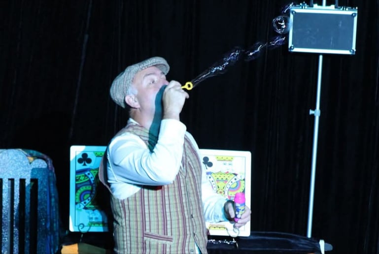Gallery photo 8 of Paul Antonio Magic and Variety Act