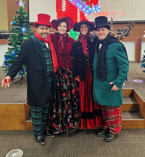 Gallery photo 11 of Colorado Caroling Company