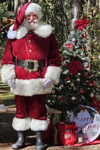 Gallery photo 11 of Santa Sean Southwest Washington's Premier Santa