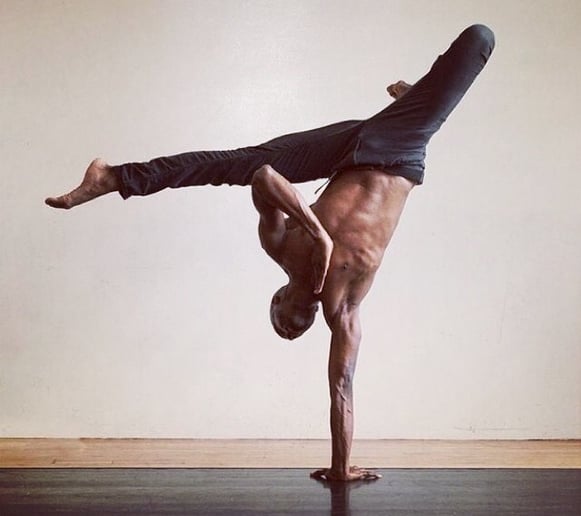 Gallery photo 1 of CYBERYOGA , Acrobatics, Breakdance, Contortion