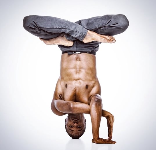 Gallery photo 4 of CYBERYOGA , Acrobatics, Breakdance, Contortion