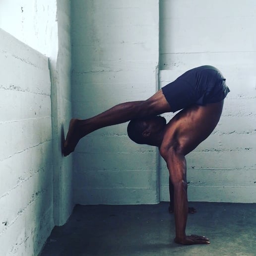 Gallery photo 8 of CYBERYOGA , Acrobatics, Breakdance, Contortion