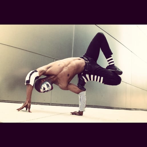 Gallery photo 11 of CYBERYOGA , Acrobatics, Breakdance, Contortion