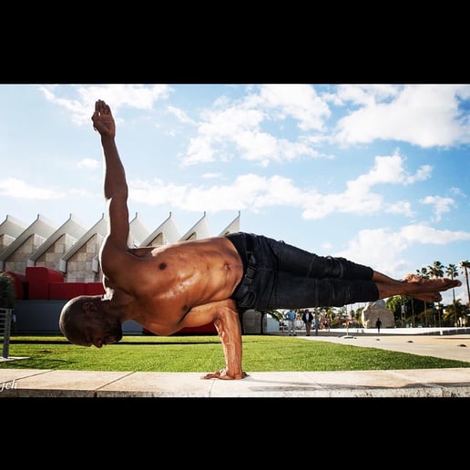 Gallery photo 15 of CYBERYOGA , Acrobatics, Breakdance, Contortion