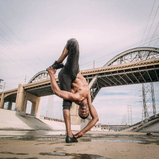 Gallery photo 27 of CYBERYOGA , Acrobatics, Breakdance, Contortion