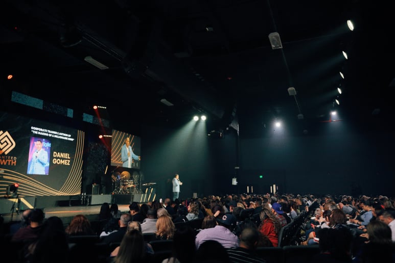 Gallery photo 1 of Daniel Gomez | Motivational Keynote Speaker