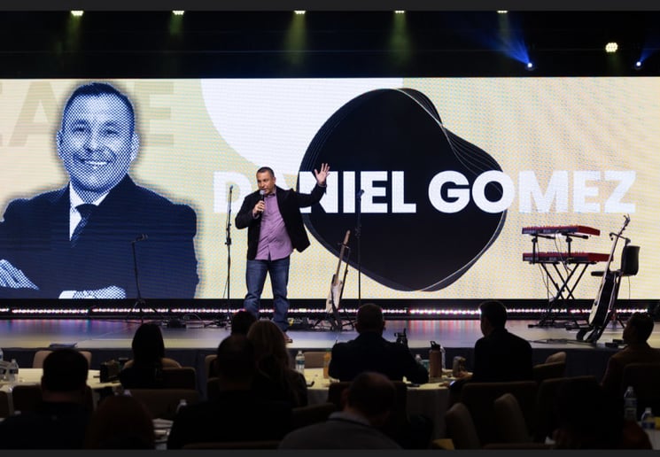 Gallery photo 6 of Daniel Gomez | Motivational Keynote Speaker