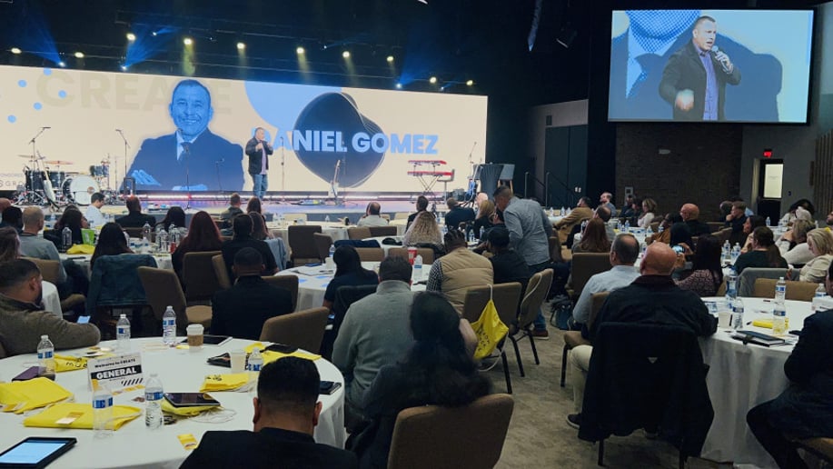 Gallery photo 9 of Daniel Gomez | Motivational Keynote Speaker