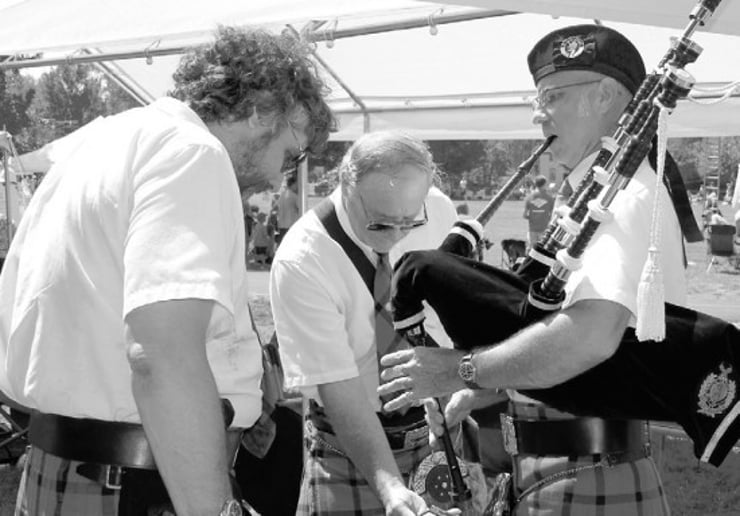 Gallery photo 7 of Danne Farrell - Bagpiper