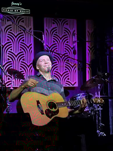 Gallery photo 1 of Daryl Shawn