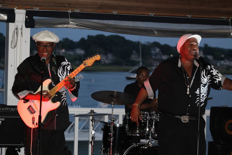Gallery photo 15 of Dave Macklin Band