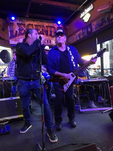 Gallery photo 4 of Dave Schmidt and the Snouts