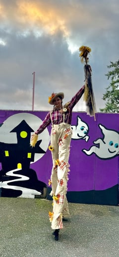 Gallery photo 3 of Kaitlyn Davey Productions