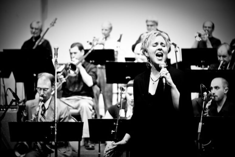 Gallery photo 1 of Deanna Delore