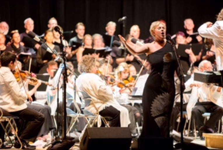 Gallery photo 10 of Deanna Delore