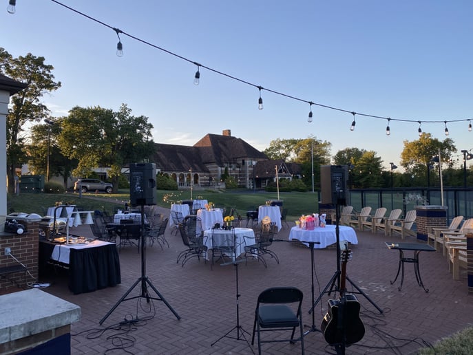 Gallery photo 8 of DeBrosse Music Entertainment