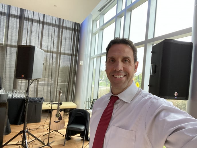 Gallery photo 6 of DeBrosse Music Entertainment