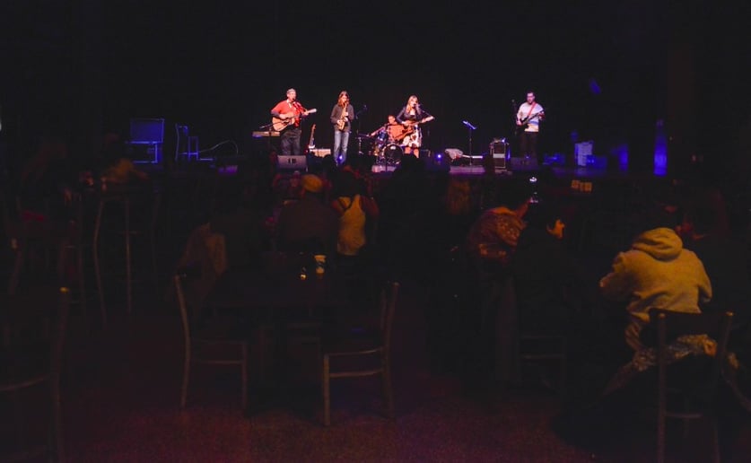 Gallery photo 2 of Deep Pool