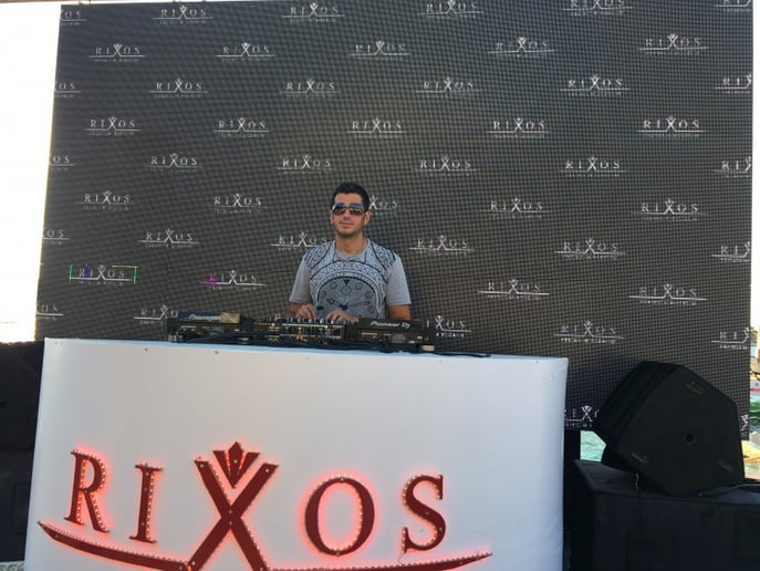 Gallery photo 6 of DJ Bostan