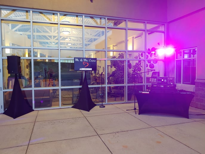 Gallery photo 7 of DJ Deuce